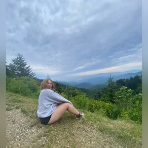 Meet your Posher, Abigail